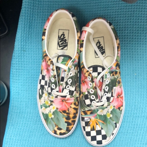 Vans Floral Checkered Sneakers - Multicolor - Picture 5 of 6